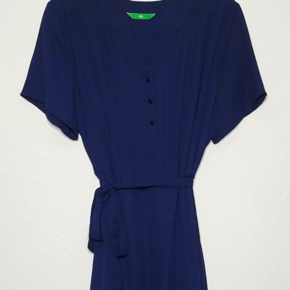 Navy blue dip dress, never worn. Size large - Picture 8 of 10